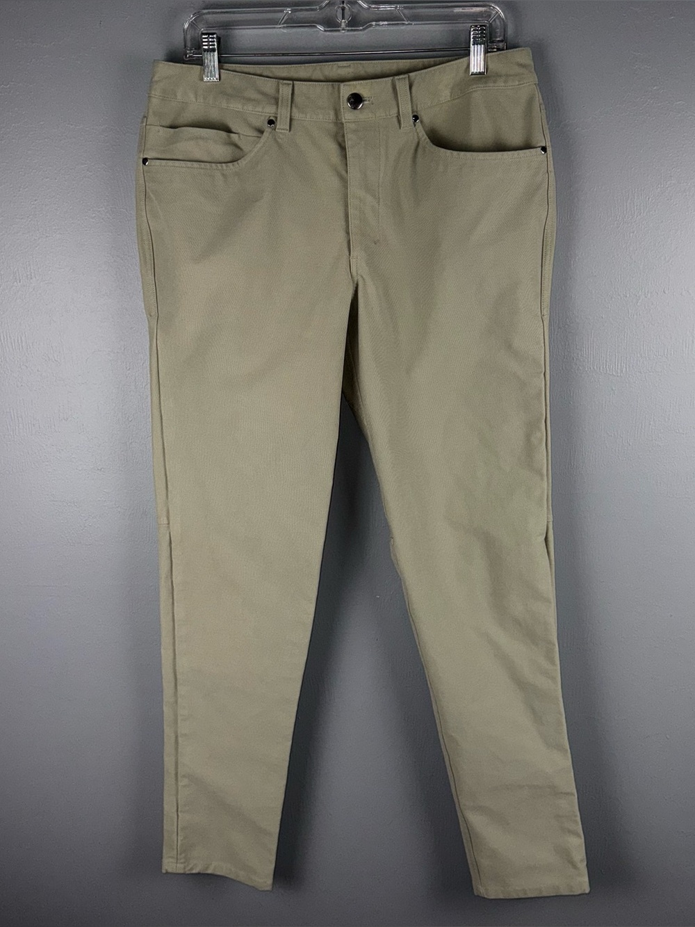 Lululemon ABC Pants 32x32 Beige Slim Fit Pant Utilitech Performance Golf *READ